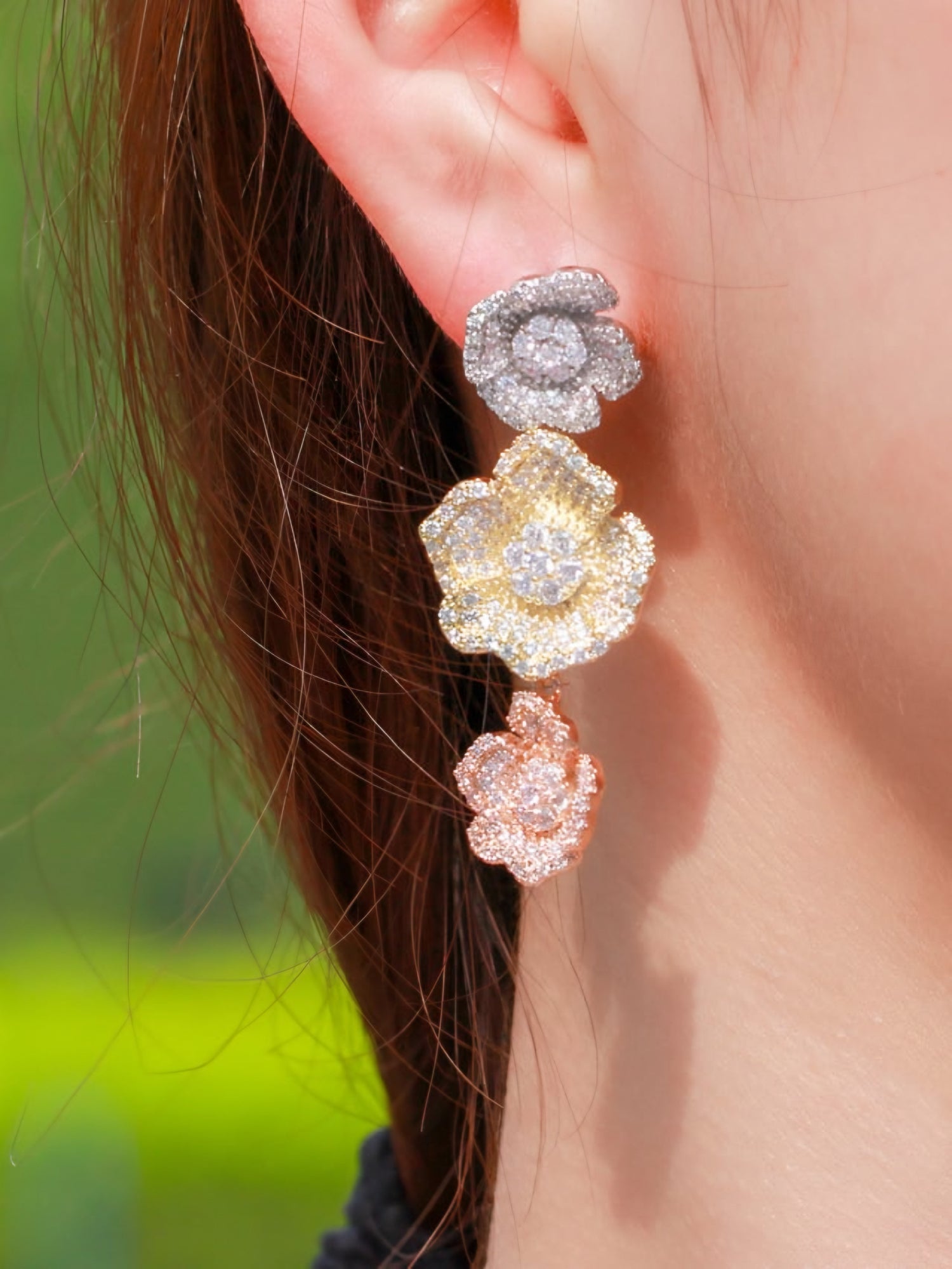 CHAMPAGNE MOMENTS EARRINGS