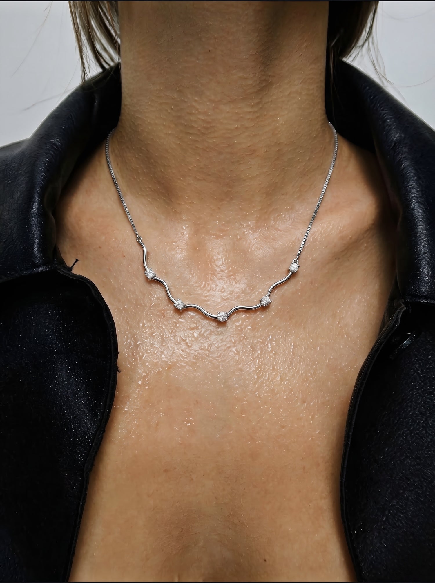 LINEA WAVE KOLYE