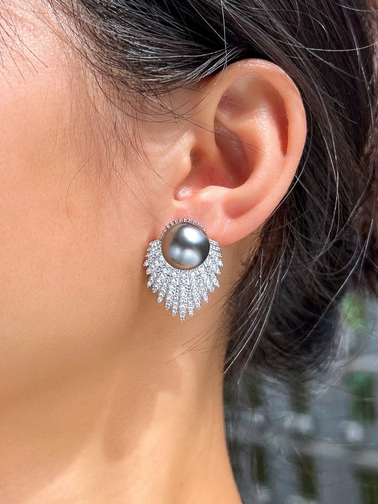 AILE BLANCHE EARRINGS