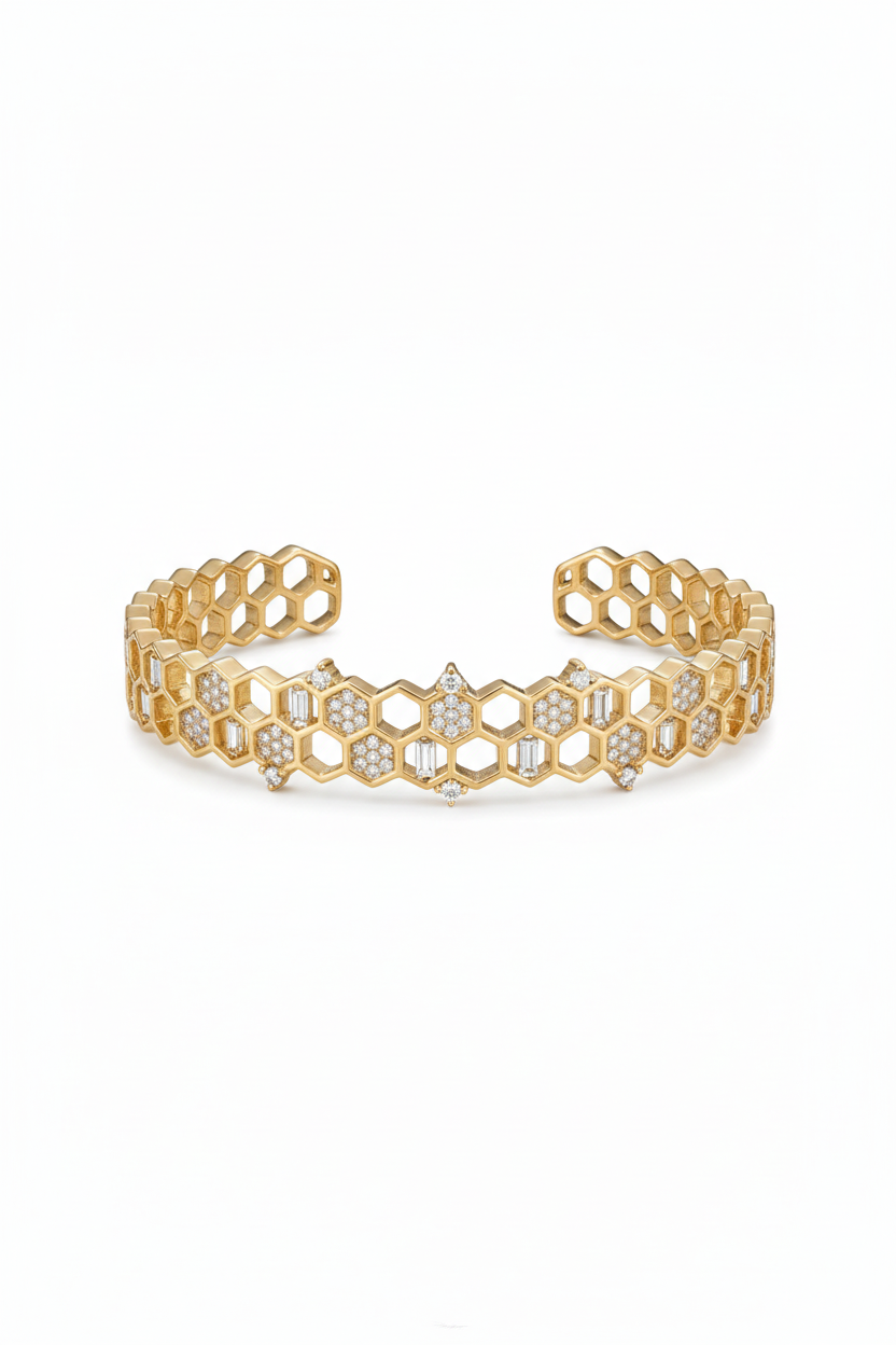 Hexagon Cuff Bileklik - Beyaz Arka Plan + Kırpılmış + Minik Shadow